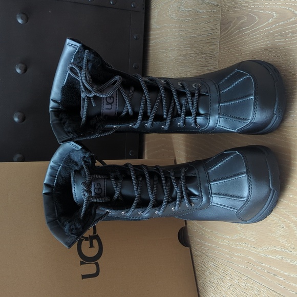 UGG K Butte II CR Winter Boots, Kids Size 13, Black NIB - Picture 6 of 9